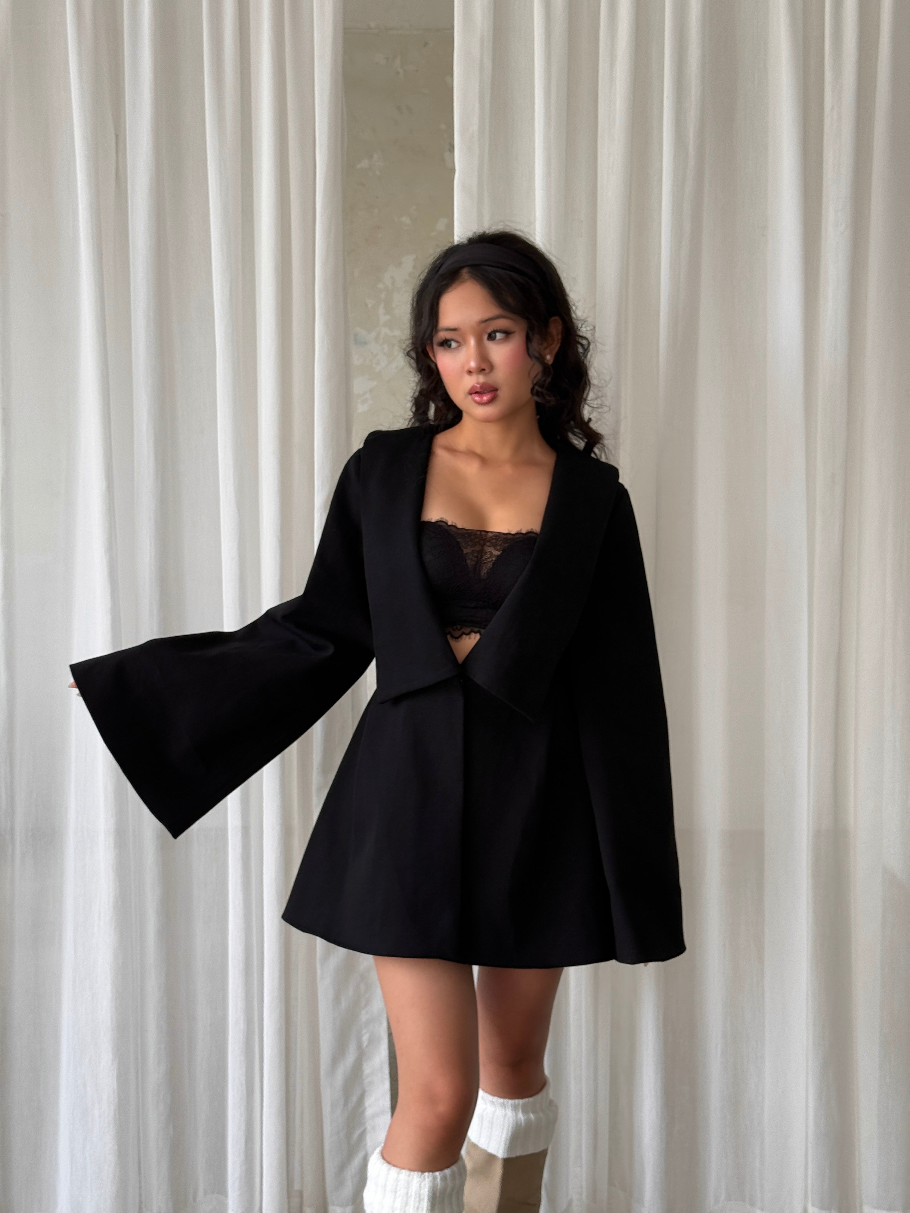 06 Black Blazer Mini