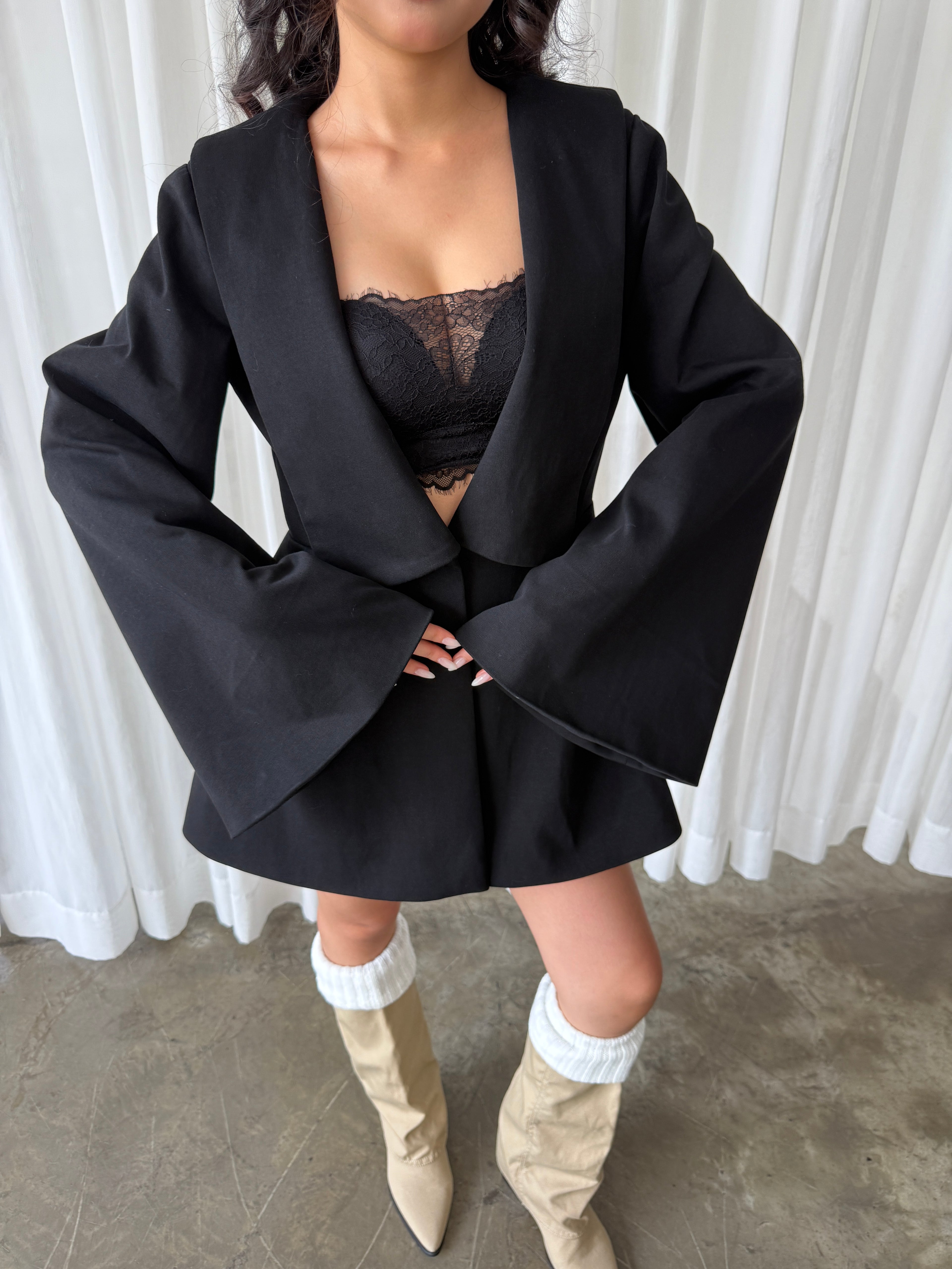 06 Black Blazer Mini