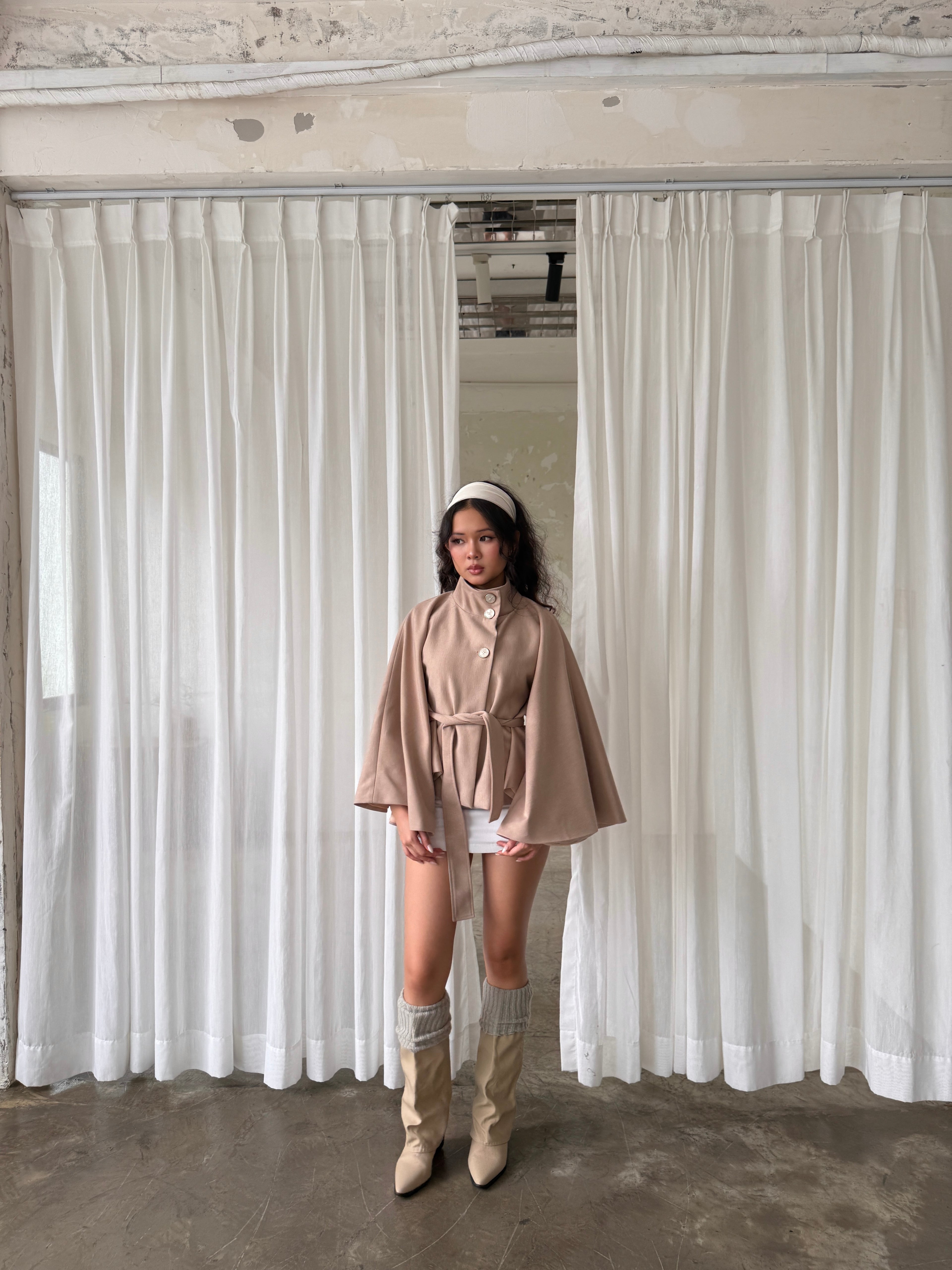 05 Beige High Collar Cape Jacket