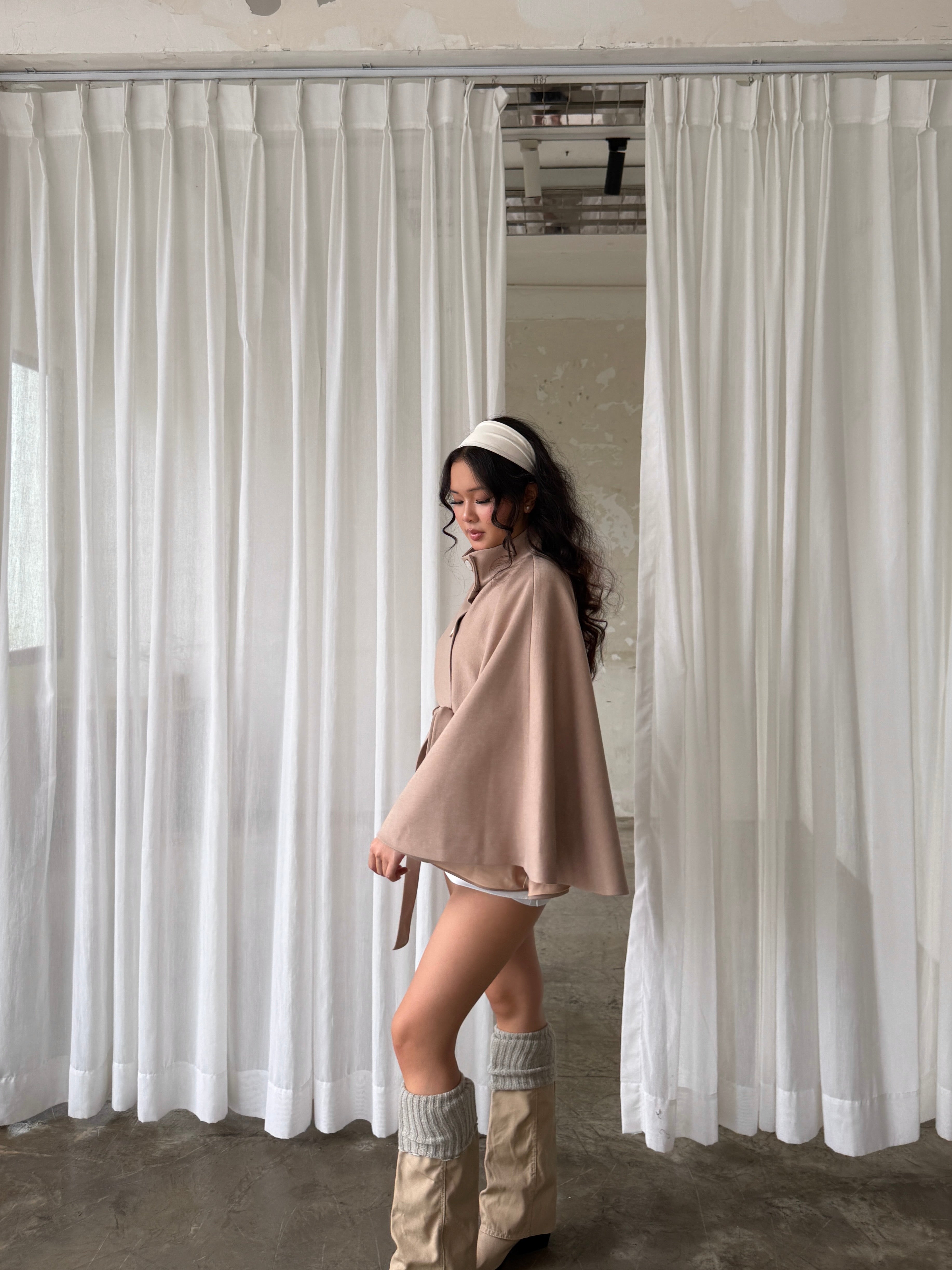 05 Beige High Collar Cape Jacket