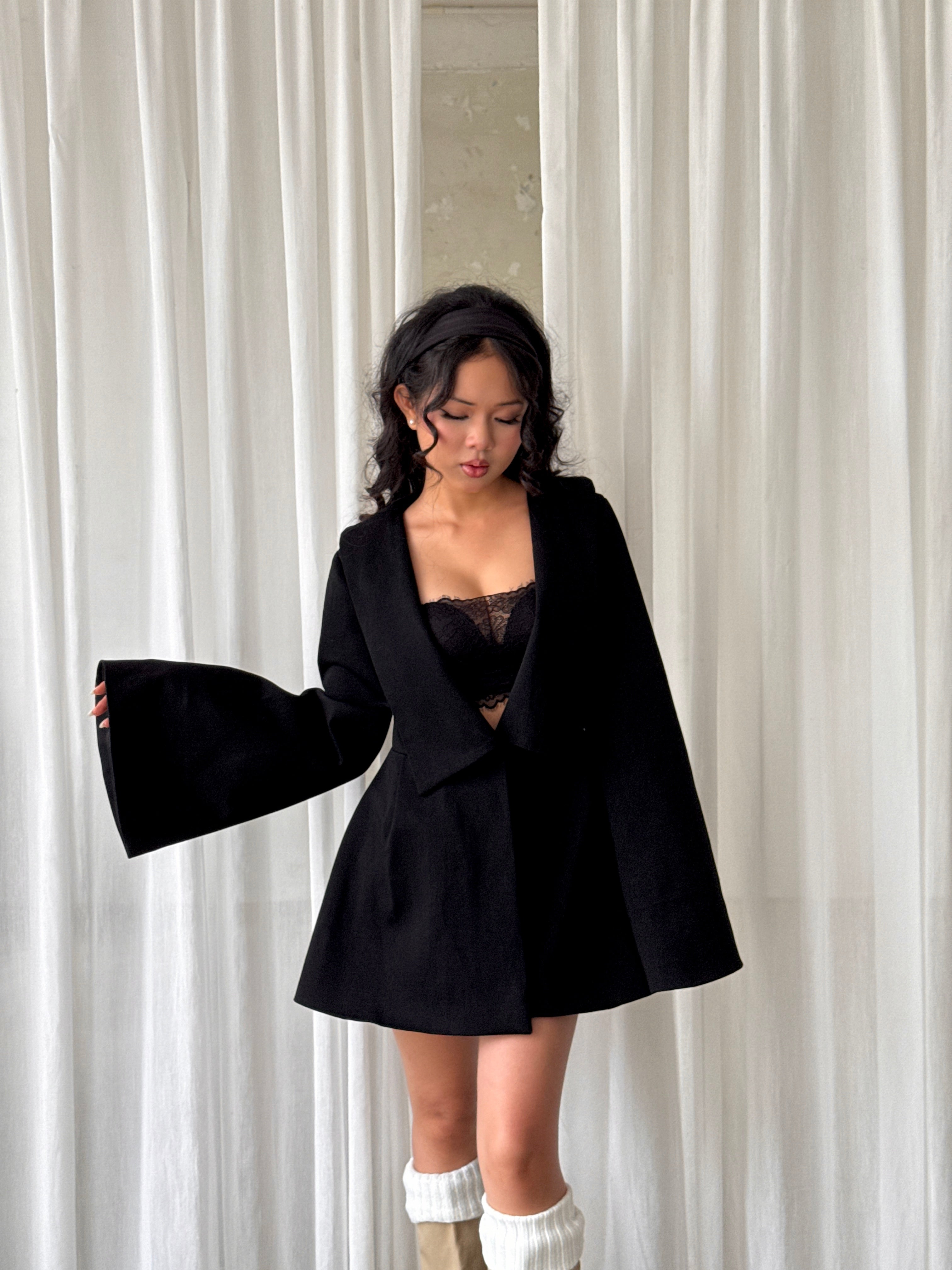 06 Black Blazer Mini