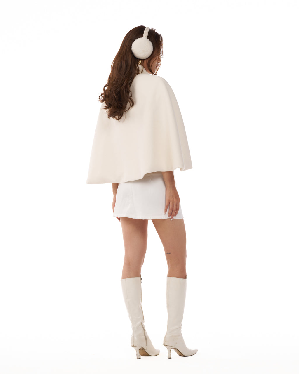 04 Snow Bunny Cape/Poncho