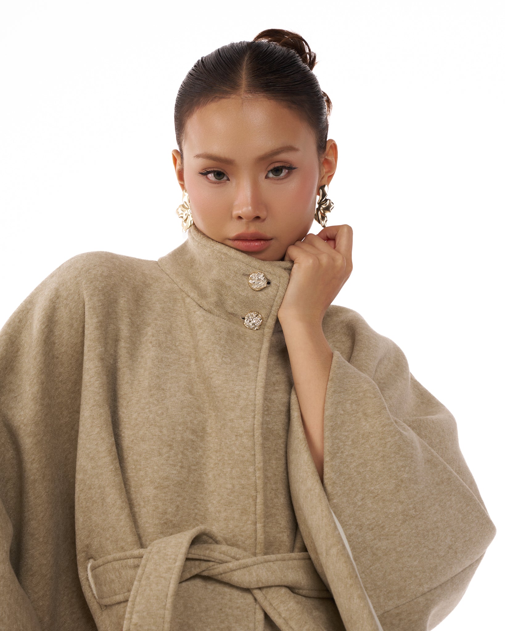 07 Beige Wide Arms Cape Jacket