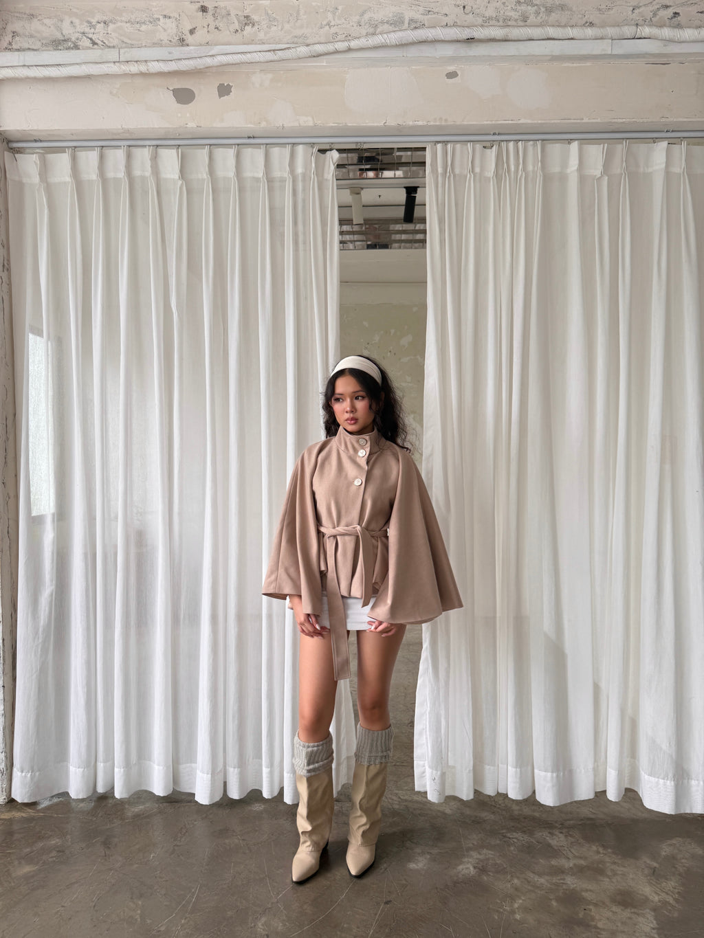 05 Beige High Collar Cape Jacket
